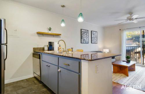 Pet Friendly Apt w Pool Minutes from Zilker Park in Austin - Foto 8