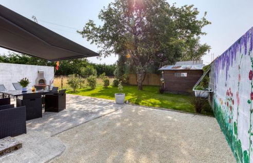 Cozy Home In Dolus-D'oléron With Wifi - Foto 13