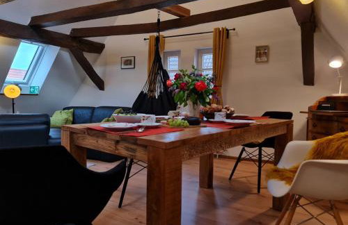 AVAHOME: Haus für 16, WLAN, Parkplätze, Netflix, Nespresso - Foto 33