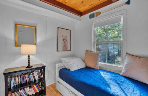 Lakefront Home, Hot Tub, Pool Access, Boats, Pets - Photo 55