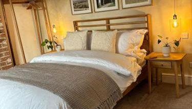 Cozy 3-Bed Cottage with Hot Tub - Foto 5