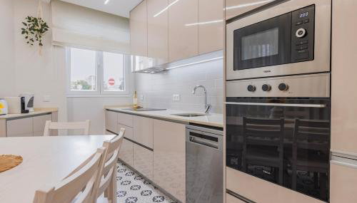 Modern 2BR Apt with Patio & AC - 0E - Foto 2, stove, dishwasher, toaster