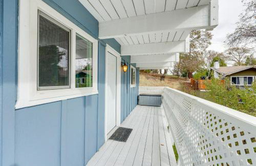 2 Mi to Lake Arrowhead! Mtn-View Hideaway with Deck - Foto 28