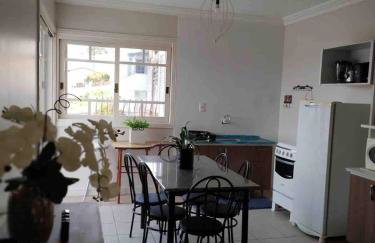 Casa em bairro nobre, bem localizada, com suite. - Foto 7