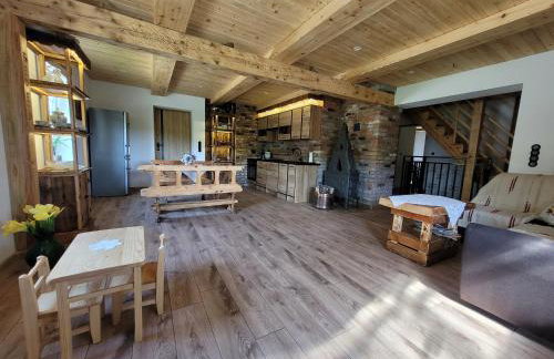 Stary Dom z Piwnicą - Foto 8