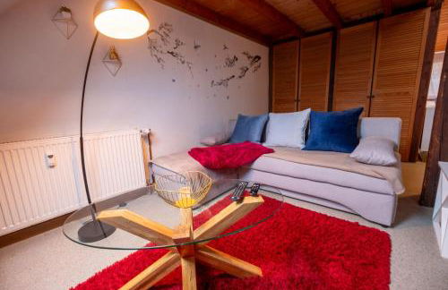 Charmantes 1-Zimmer Loft - Parkplatz - Bushaltestelle - Foto 2