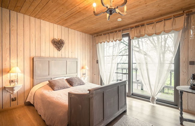 Beautiful Holiday Home with Hot Tub, Sauna & Monumental Fireplace - Photo 5