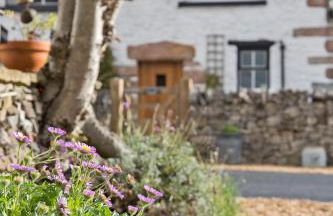 Hawthorn Farm Guest House - Photo 34