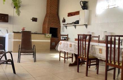 Casa da Dona Helena - com piscina a partir 01 de julho - Foto 23