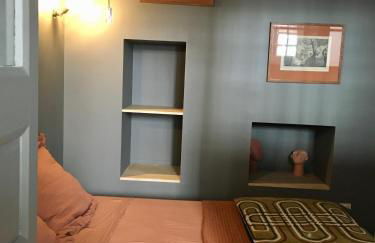 Lucas II Appartement 35 m2 Hôtel Particulier XVII ieme siècle Centre Historique Clermont-Ferrand cathédrale - Foto 13