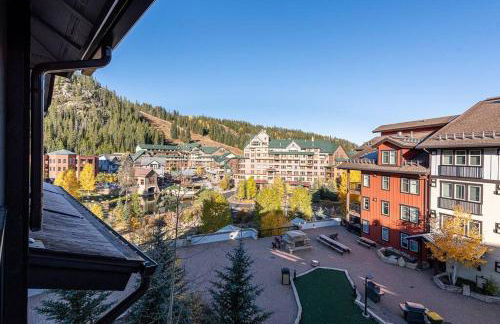 Ski-In / Ski-Out 1 Bedroom Condo base of WP Resort - Foto 14