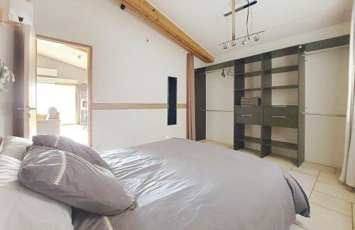 Le 34 degrés sud - 2 chambres - jardinet et jacuzzi - Foto 8