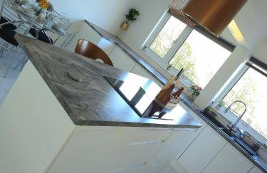 Large House, Home for Contractors- Park Free - Foto 17