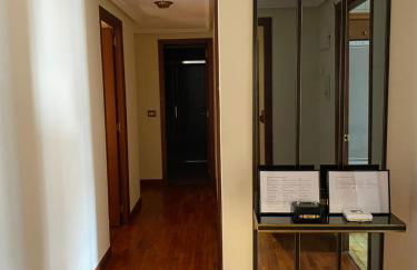 HomeOffice with Church Views - Foto 27