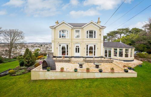 Stunning Apartment in Victorian Villa with Garden - Photo 10