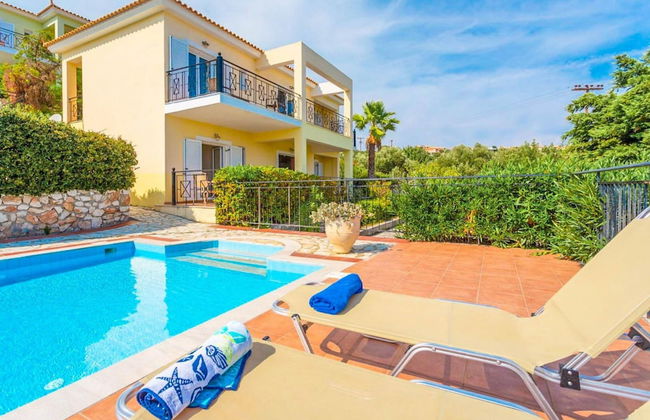 Skala Villa Yellow Large Private Pool Walk to Beach Sea Views A C Wifi - 2826 - Photo 1