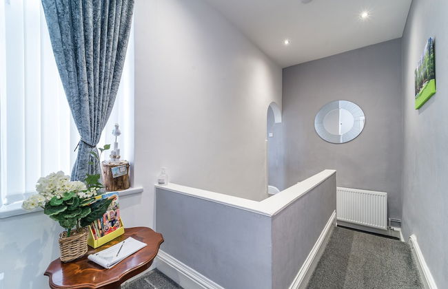 2br-sleeps5-privategarden-freeparking-pets - Foto 19