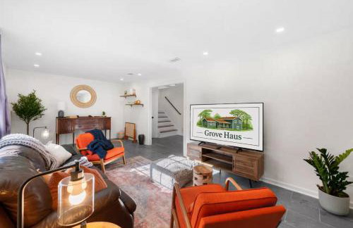 Outdoor Projector, Arcade, Fire Pit, 2 Car Garage, 2 Living Rooms - Foto 2