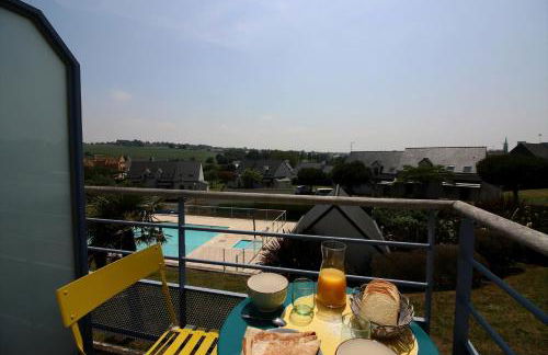 Gite - Le Toucan - Maison avec Terrasse dans parc avec piscine proche plages et Golf - Foto 9