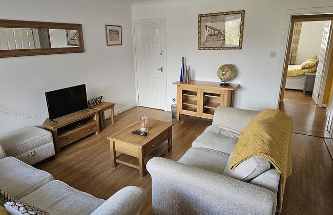 Snug - Colquhoun Square Apartment - Photo 11