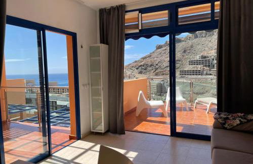 Apartment with views of sea and mountains - Photo 18