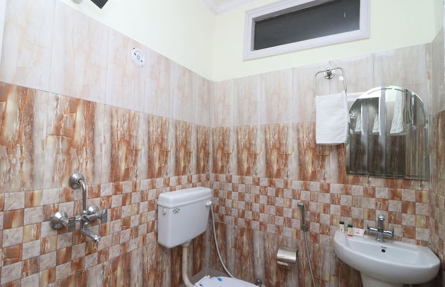 OYO 14130 Home 2Bhk Comfy Shyamkhet - Foto 15