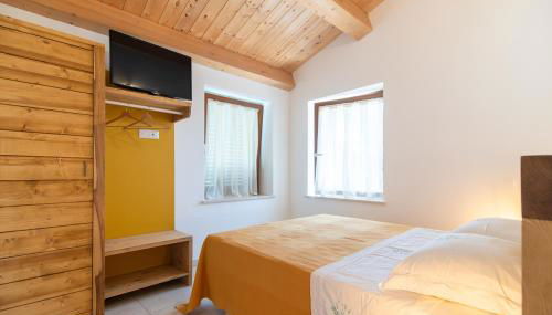 Fattoria Cerqua Rooms and more - Foto 2, wardrobe