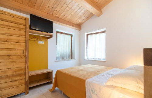 Fattoria Cerqua Rooms and more - Foto 2