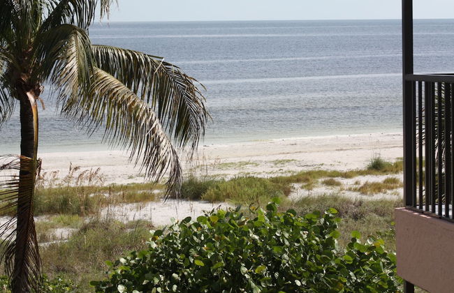 Ocean's Reach Condominiums - Foto 61