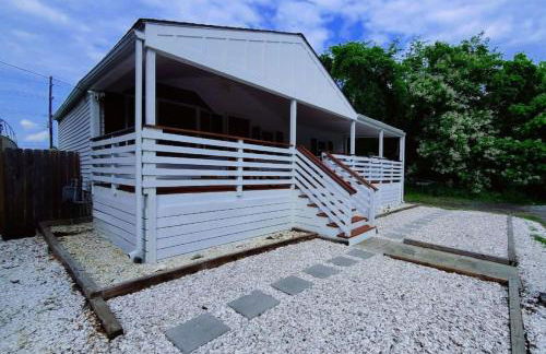 Pet friendly minutes to beach - Foto 12