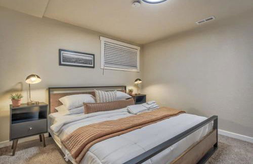 4BD With Game Lounge Hot tub Dog Friendly USAFA - Foto 15