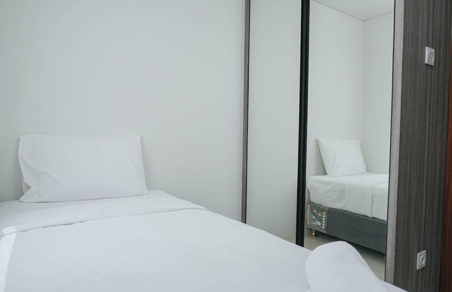 Fully Furnished Apartment with Comfortable Design 2BR Vittoria Residence - Photo 4