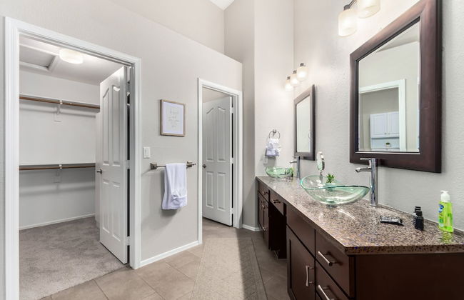 Baylor Gilbert - Photo 20