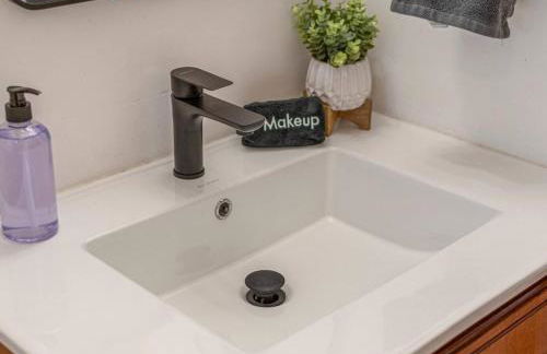 Lucky Dozen Lakehouse - Foto 31