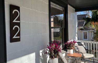 Designer Home, Hot Tub, Private Yard, & Projector - Foto 37