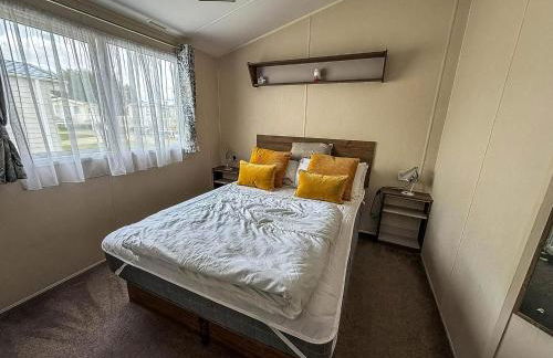 Caravan With Large Decking At Coopers Beach Holiday Park Ref 49012Sv - Foto 16