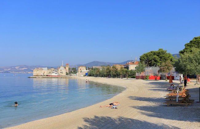 Green-beautiful Modern Apt. With Balcony & Garden - Foto 21