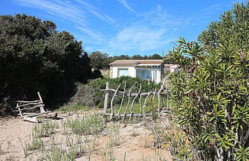 Lovely Beach House - Photo 19