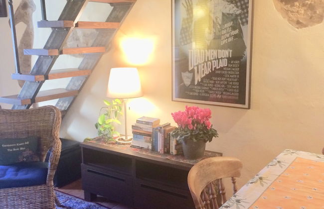 Adorable Tuscan Cottage With Beautiful Garden Just Outside Lucca, Sleeps 2 - Foto 10