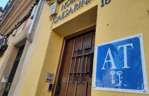 Elegante Apartamento para 5 en el centro de Cáceres con wifi - Foto 2