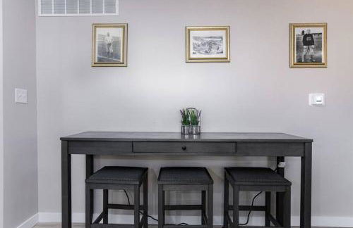 Cozy 2-Bedroom Home Near Notre Dame - Perfect for Game Day Weekend - Foto 10