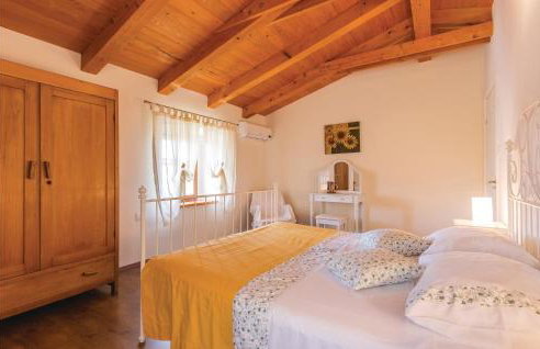 Three-Bedroom Holiday Home In Regulici - Photo 34