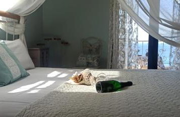 Elouthia Residence with Sea View and Hot Tub - Foto 18