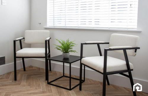 Modern 3-Bedroom Retreat - Foto 16