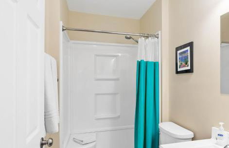 Dog-Friendly Cozy Home with Hot Tub and Lake Access - Foto 25