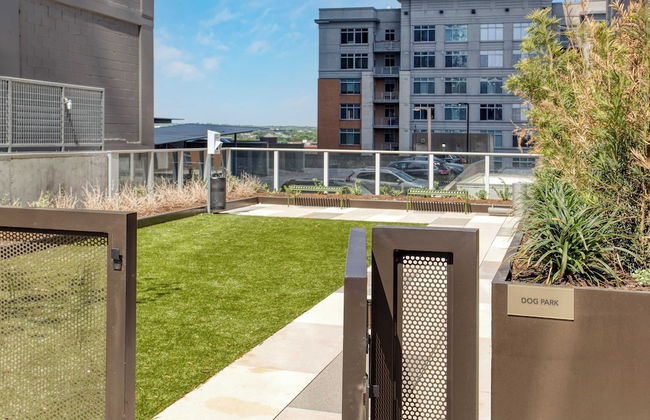 Carousel by Avantstay Brand New Condo in Austin w/ Amazing Amenities - Foto 27