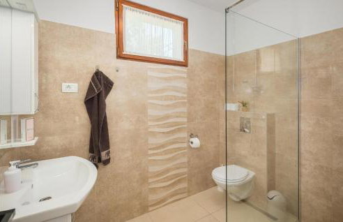 Awesome Home In Zminj - Foto 28