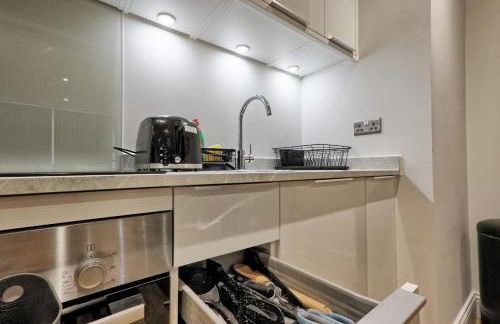 Homely & Lush 1 Bed Apartment at Trinity Point Gravesend, Suitable for Long Stay and Short Stay - Foto 20