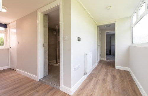 Bagworth House - Spacious 4BR Bungalow in Leicestershire - Photo 21