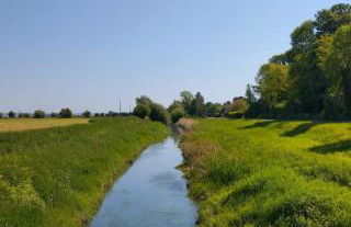Domaine des Cerisiers - Piste cyclable reliant Honfleur - Parking privé & grand jardin - Foto 6